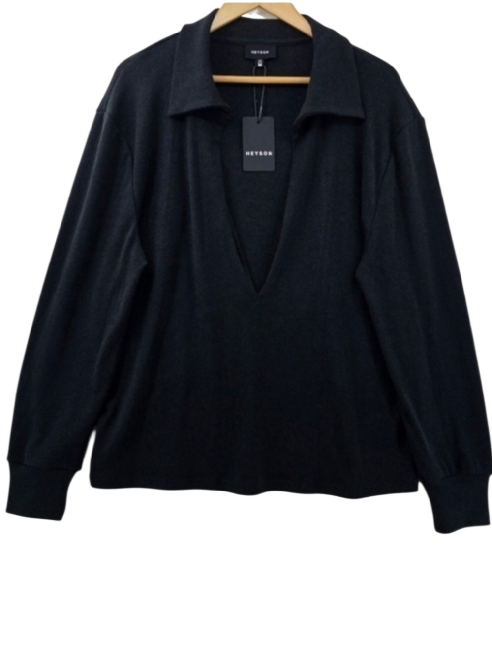 Heyson Deep V-neck Oversized Pullover Black Lightweight Sweater Women's Medium
